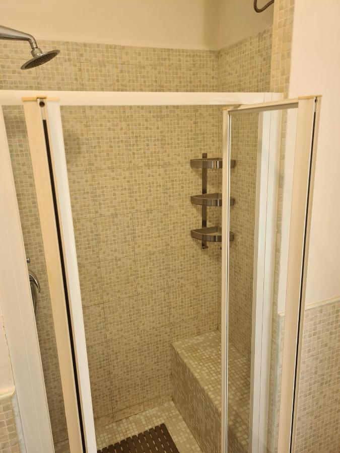 Relax La Torricella Apartment Fonte Nuova Luaran gambar